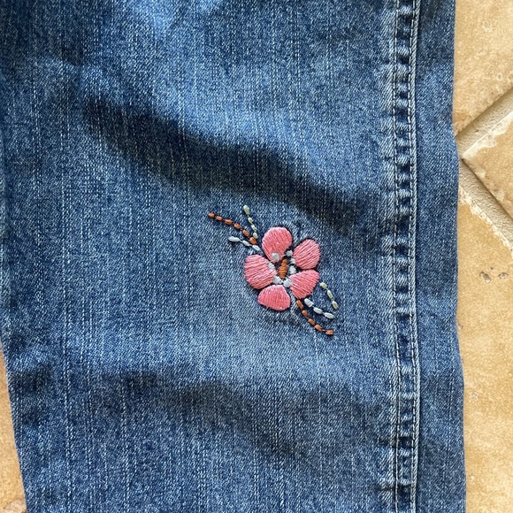 Vintage Girls Genuine Kids Oshkosh Denim Overalls with Embroidered Flowers - Picture 7 of 11